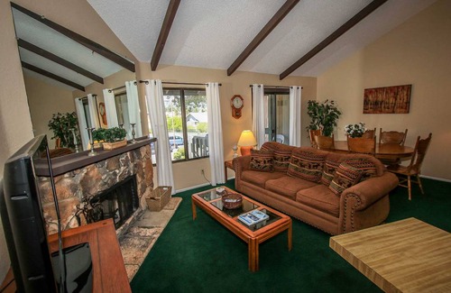 Boulder Bay Condo | 77 m² Condo ∙ 2 bedrooms ∙ 4 guests