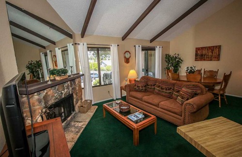 Boulder Bay Condo | 77 m² Condo ∙ 2 bedrooms ∙ 4 guests