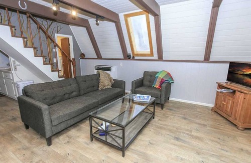 Moonridge House | 83 m² House ∙ 1 bedroom ∙ 4 guests