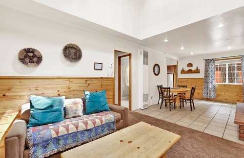 Patton Cabin | 84 m² Cabin ∙ 1 bedroom ∙ 4 guests