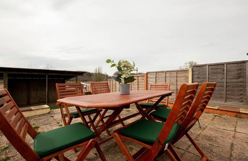 Stevenage Apartment | 850 m² Apartment ∙ 3 bedrooms ∙ 8 guests