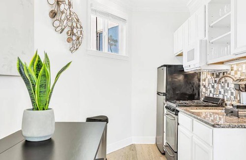 Hermosa Beach House | 850 m² Motel ∙ 8 guests