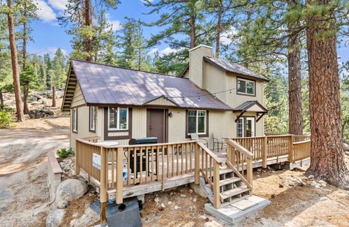 Boulder Bay Cabin | 87 m² Cabin ∙ 2 bedrooms ∙ 4 guests