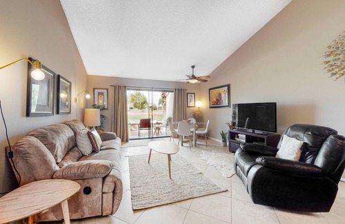 Palm Desert Condo | 87 m² Condo ∙ 2 bedrooms ∙ 4 guests