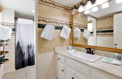 Peter Pan Cabin | 88 m² Cabin ∙ 2 bedrooms ∙ 6 guests