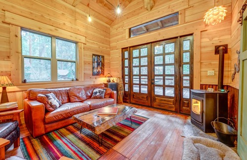 Hartland House | 92 m² House ∙ 2 bedrooms ∙ 6 guests