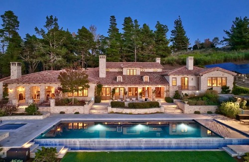 Carmel Villa | 920 m² Villa ∙ 8 bedrooms ∙ 20 guests