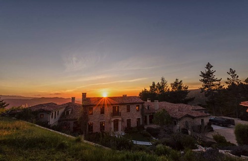 Carmel Villa | 920 m² Villa ∙ 8 bedrooms ∙ 20 guests