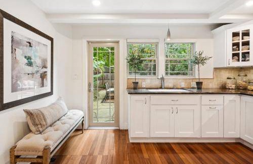 University South Bed & Breakfast | 93 m² Bed and breakfast ∙ 4 bedrooms ∙ 9 guests