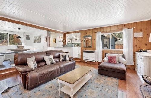 Big Bear Lake Ski Chalet | 93 m² Chalet ∙ 2 bedrooms ∙ 5 guests
