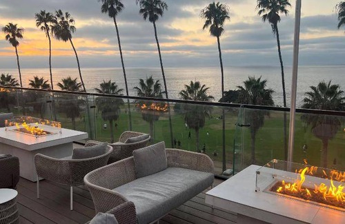 Village of La Jolla Hotel | 93 m² Hotel ∙ 2 bedrooms ∙ 127 guests