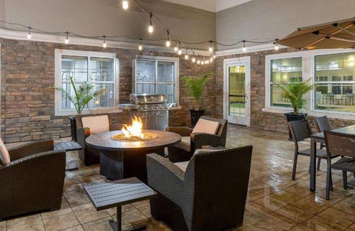 Corona Hotel | 93 m² Hotel ∙ 127 guests