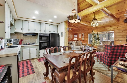 Boulder Bay Cabin | 94 m² Cabin ∙ 2 bedrooms ∙ 4 guests