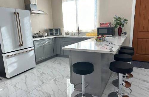 Midway City House | 94 m² House ∙ 3 bedrooms ∙ 6 guests