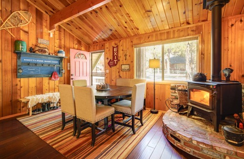 Sugarloaf House | 95 m² House ∙ 2 bedrooms ∙ 6 guests