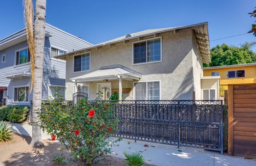 East Village House | 96 m² House ∙ 2 bedrooms ∙ 6 guests