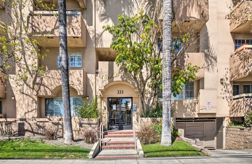 Burbank Apartment | 97 m² Apartment ∙ 2 bedrooms ∙ 6 guests