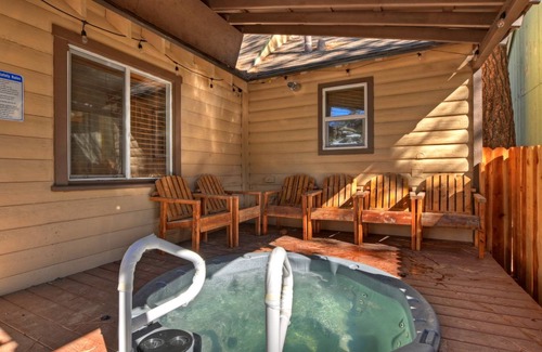 Boulder Bay Cabin | 97 m² Cabin ∙ 2 bedrooms ∙ 5 guests