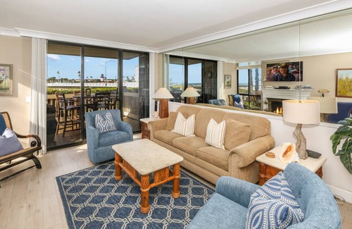 Oceanside Condo | 98 m² Condo ∙ 2 bedrooms ∙ 6 guests