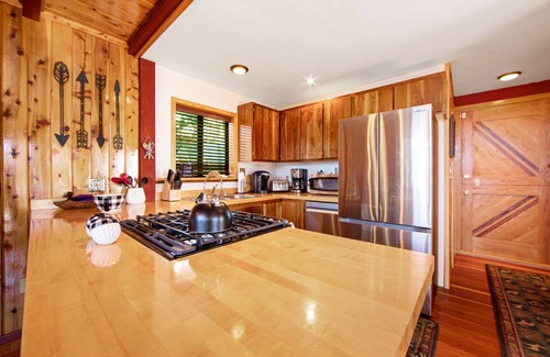 Green Valley Lake Cabin | 99 m² Cabin ∙ 1 bedroom ∙ 4 guests