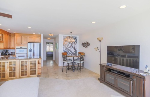Solana Beach Condo | A Shore Thing! Stellar Sunsets! Oceanfront Balcony with Pool, Beach Access