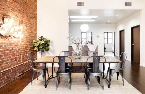Historic Core Apartment | Abode Los Angeles - Downtown Historic Core