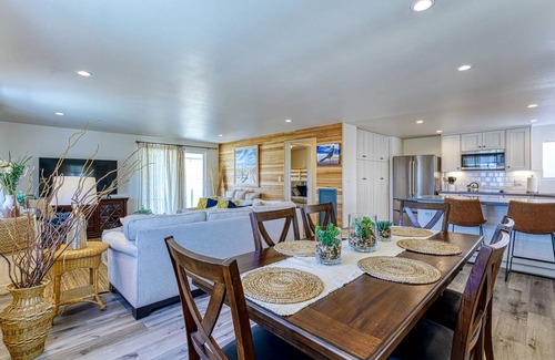 Twentynine Palms Other | Accommodation ∙ 2 bedrooms ∙ 4 guests