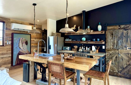 Lone Pine Other | Accommodation ∙ 1 bedroom ∙ 2 guests