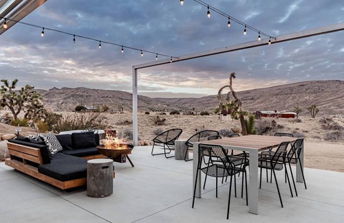 Pioneertown Other | Accommodation ∙ 2 bedrooms ∙ 4 guests