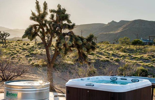 Pioneertown Other | Accommodation ∙ 2 bedrooms ∙ 4 guests