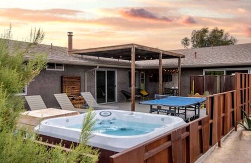 Joshua Tree Highlands Other | Accommodation ∙ 4 bedrooms ∙ 8 guests