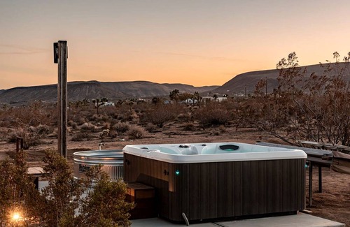 Yucca Valley Other | Accommodation ∙ 2 bedrooms ∙ 6 guests