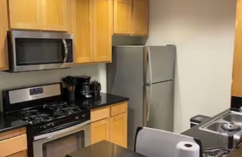 Little Tokyo Apartment | Adorable and Bright 2BD 2BR Unit