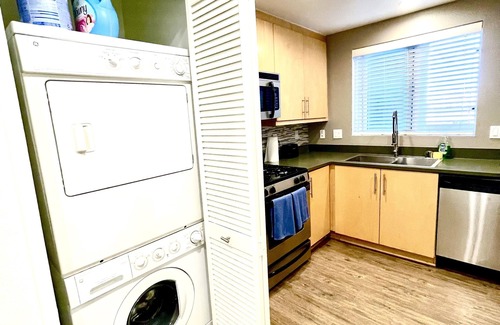 Marina Peninsula Condo | AmazingDuplexMarinaView