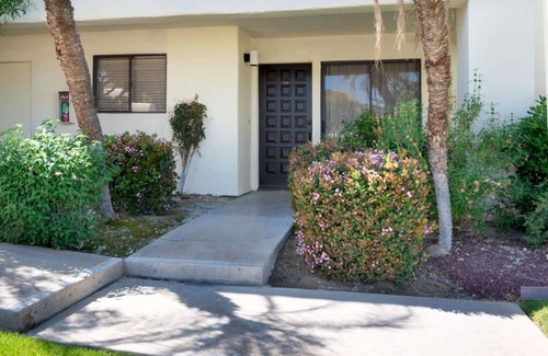 Canyon Corridor Apartment | Apartment ∙ 2 bedrooms ∙ 4 guests