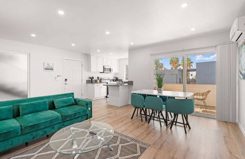 Altadena Apartment | Apartment ∙ 2 bedrooms ∙ 6 guests