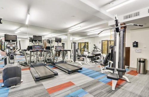 Sawtelle Apartment | Apartments near Santa Monica