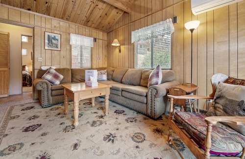 Moonridge House | Apres Slopes Heaven