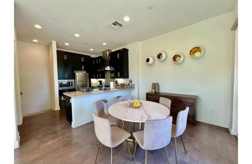 Arcadia House | Arcadia-Quiet Spacious 2b2.5b Townhouse 🆗 Getaway