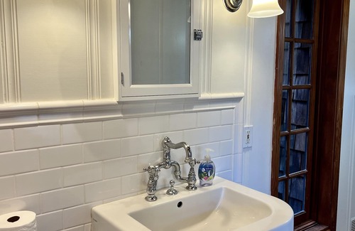 Laguna Beach House | August 30% Off - Village Location - Charming - Walk To Beach.