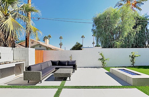 La Quinta Cove House | Avenida Alvarado Haven