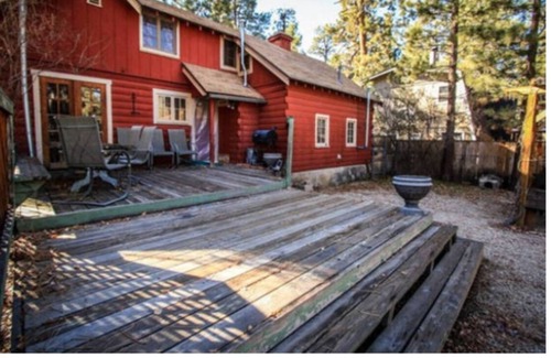Big Bear City Cabin | Awesome Getaway!!! Pet Friendly!!! NEAR SLOPES!