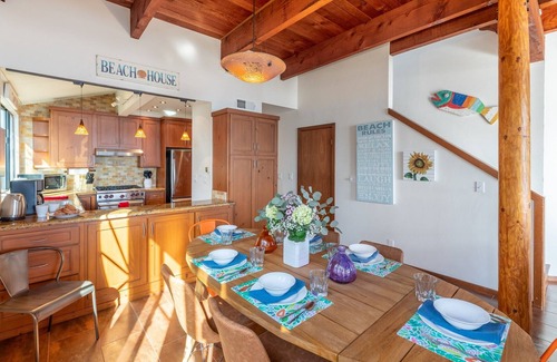 Mission Beach House | Bayside Breeze |3BR Waterfront Patio & Sunset Views