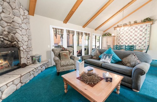 Moonridge Apartment | Bear Mountain Escape Condo