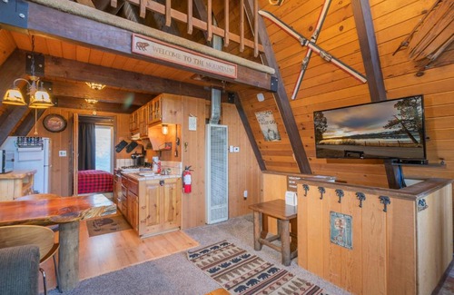 Big Bear Lake House | Bear Mountain Summit Lodge