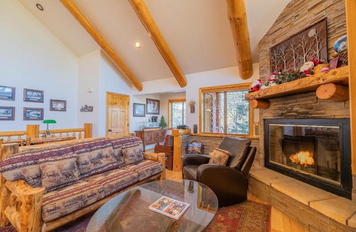 Big Bear Lake House | Bearfoot Bungalow