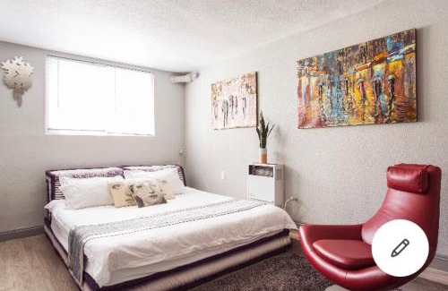 Downtown Los Angeles Apartment | Beautiful Apartment in the heart of Koreatown!