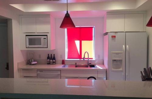 Palm Desert Condo | Beautiful remodeled 2 bedroom 2 bath condo in Palm Desert.