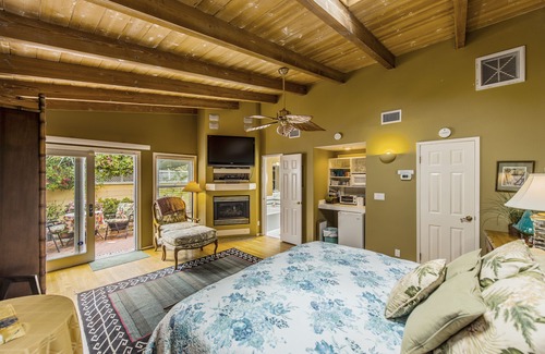 Hermosa Beach Apartment | Best Deal on the beach