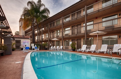 City of Industry Hotel | Best Western Plus Executive Inn